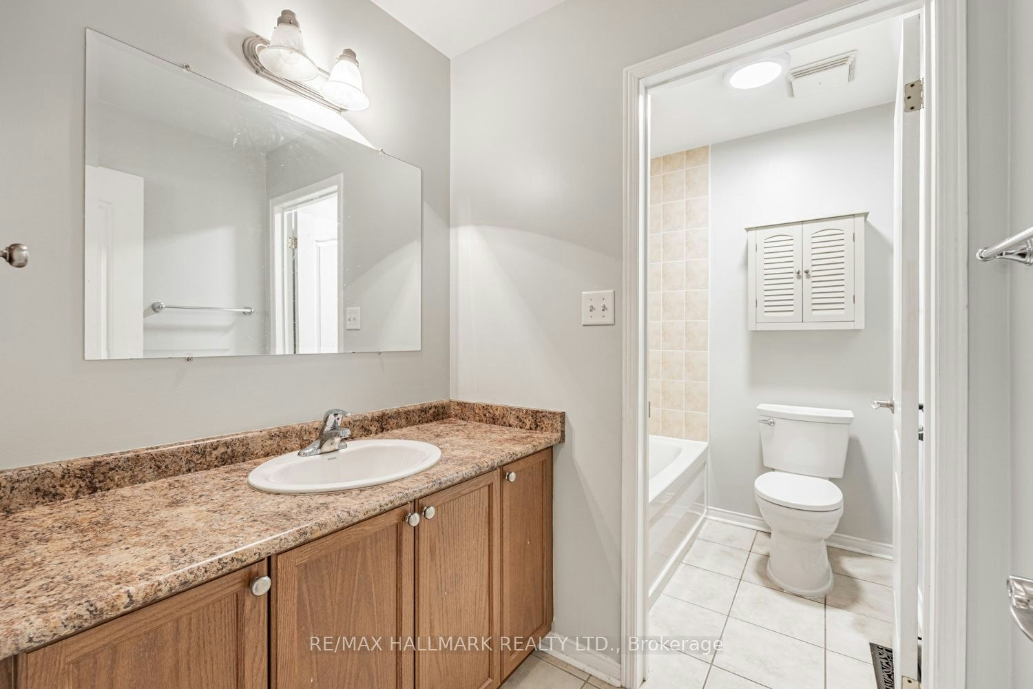 6 Dollery Gate, Ajax, ON, L1T 0G7 - 24