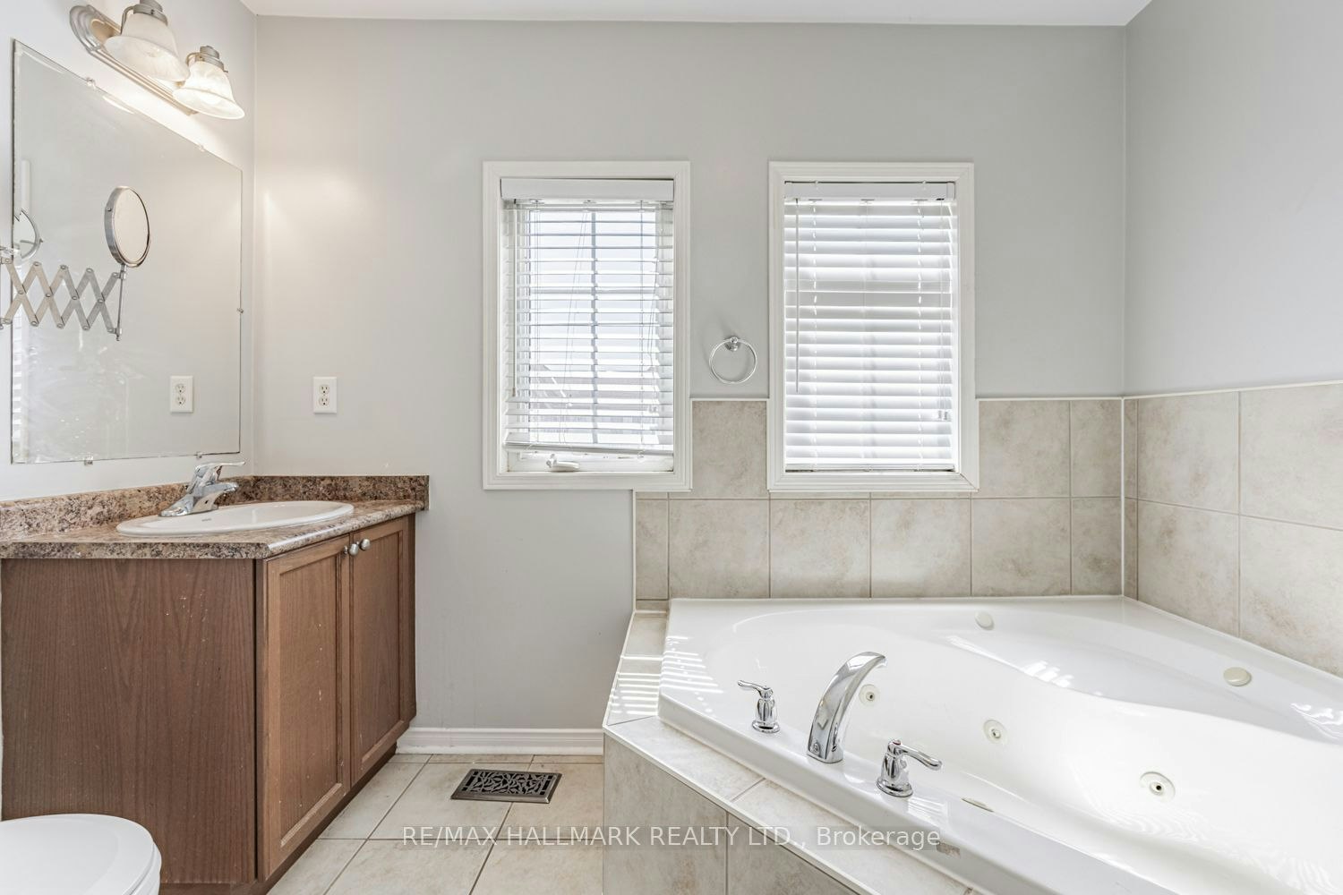 6 Dollery Gate, Ajax, ON, L1T 0G7 - 21