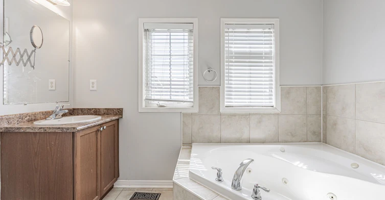 6 Dollery Gate, Ajax, ON, L1T 0G7 - 21