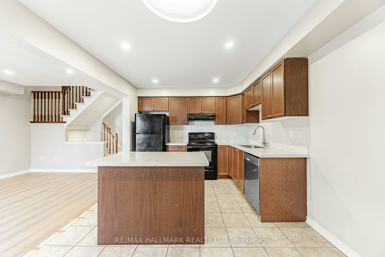 6 Dollery Gate, Ajax, ON, L1T 0G7 - 11