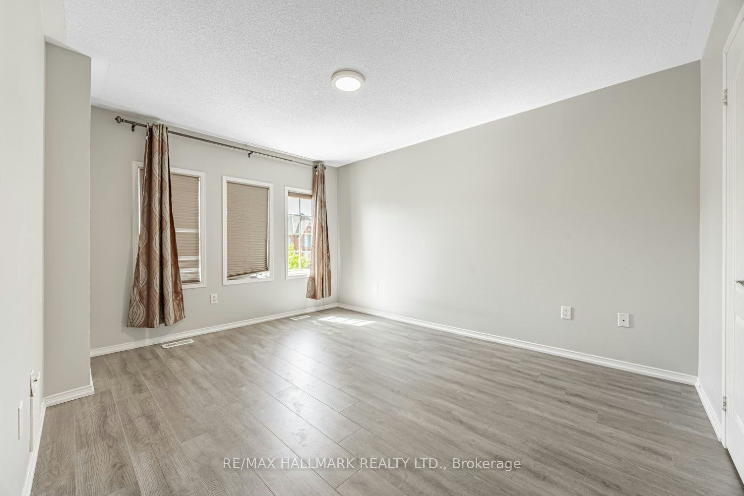 6 Dollery Gate, Ajax, ON, L1T 0G7 - 18