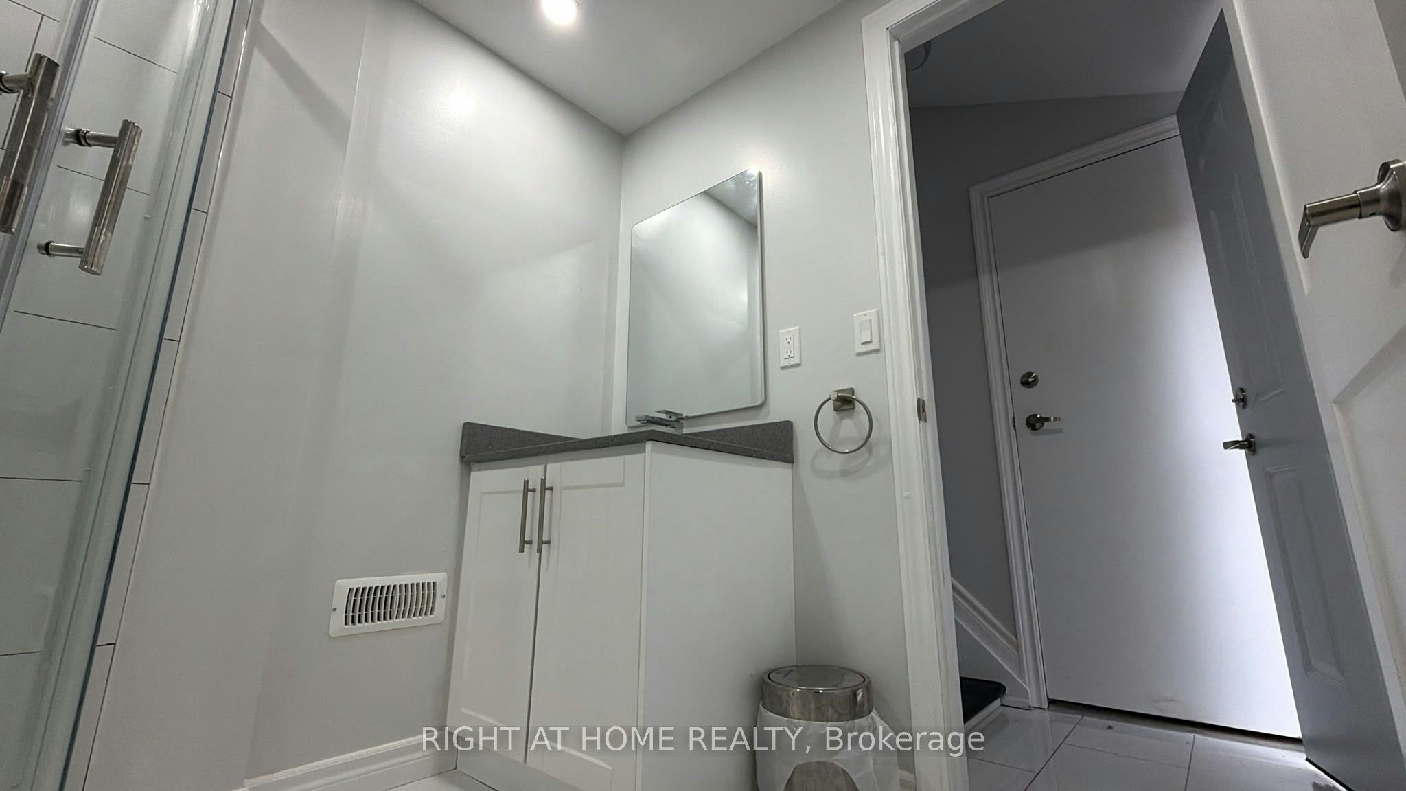 Main-408 Strathmore Boulevard, Toronto, ON, M4C 1N5 - 8