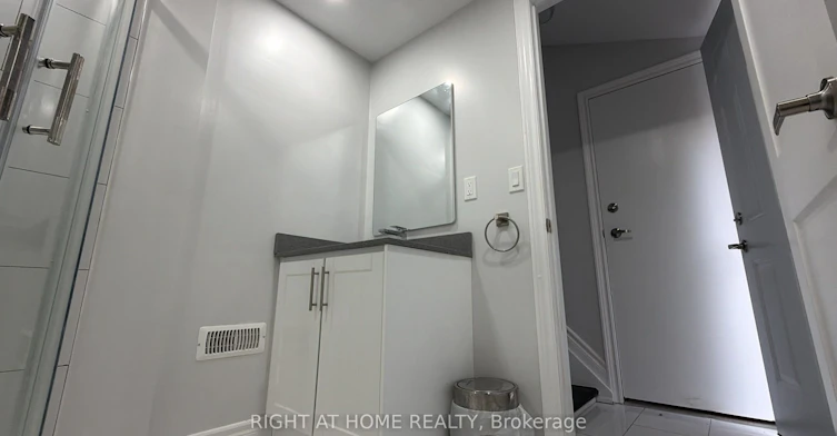 Main-408 Strathmore Boulevard, Toronto, ON, M4C 1N5 - 8
