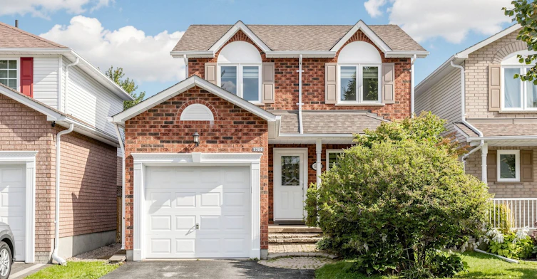 1704 Canadore Crescent, Oshawa, ON, L1G 8A7