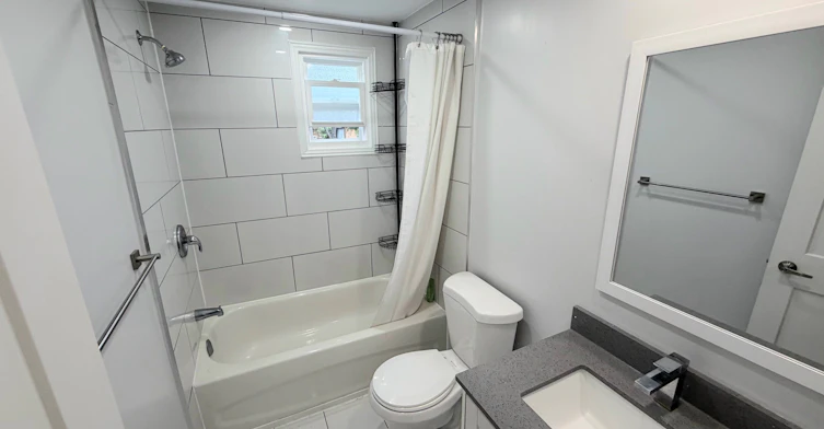 Upper-408 Strathmore Boulevard, Toronto, ON, M4C 1N5 - 2