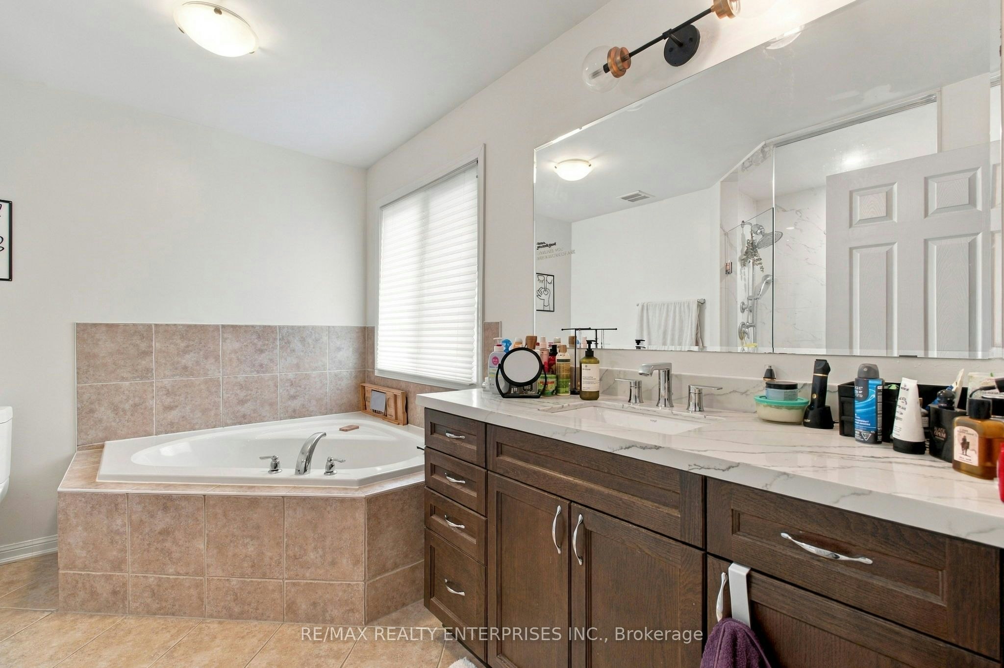 Main-1765 Hayden Lane, Pickering, ON, L1X 0A9 - 15