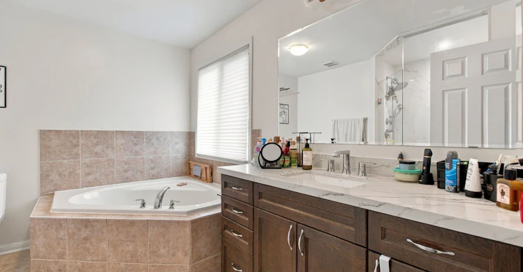Main-1765 Hayden Lane, Pickering, ON, L1X 0A9 - 15