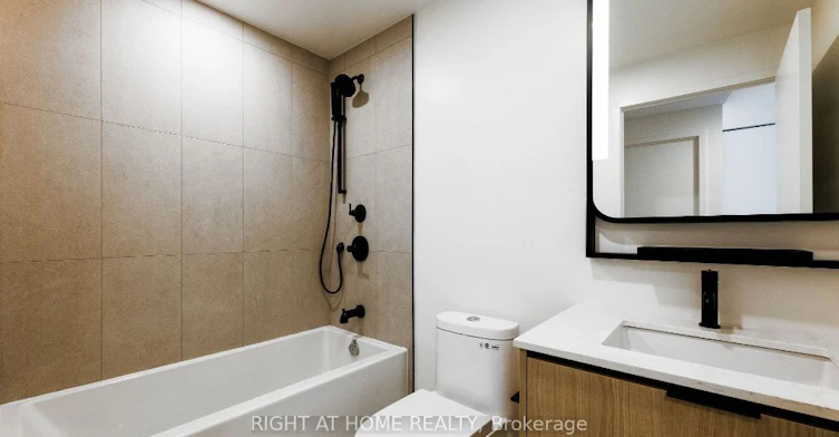 1117-1050 Eastern Avenue, Toronto, ON, M4L 0B7 - 17