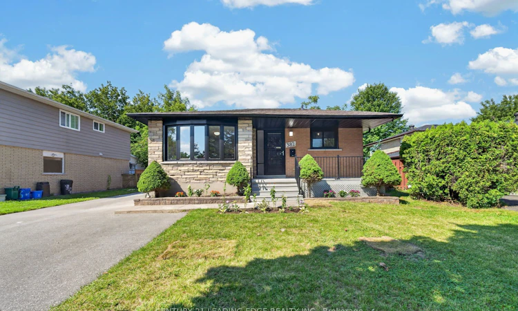 382 Fairlawn Street
