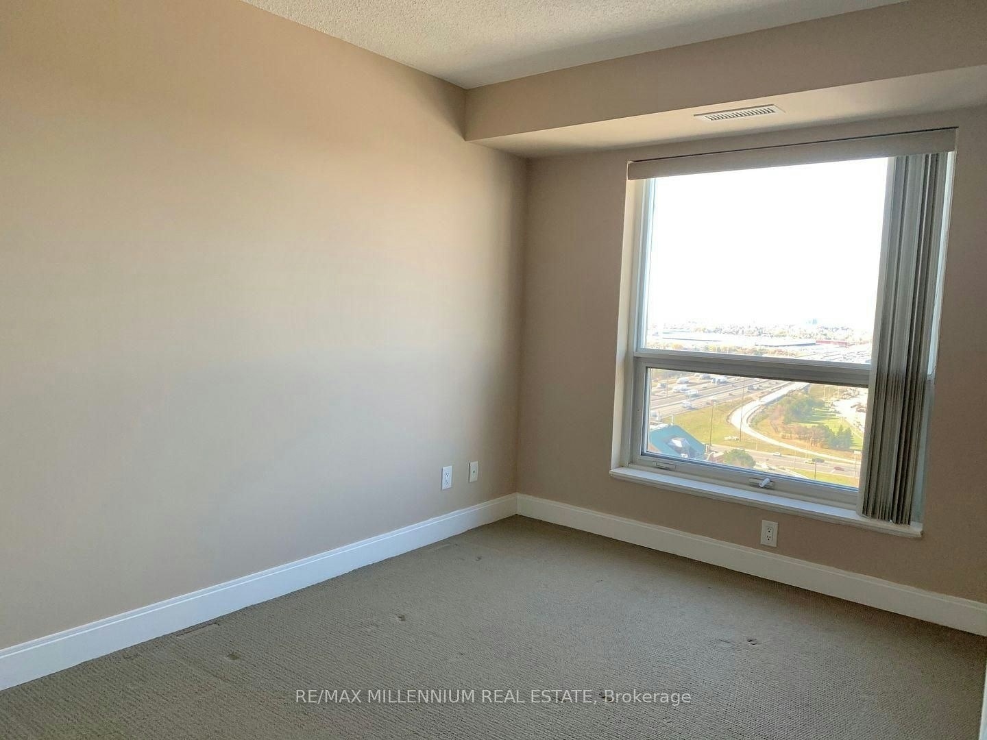 2621-135 Village Green Square, Toronto, ON, M1S 0G4 - 16