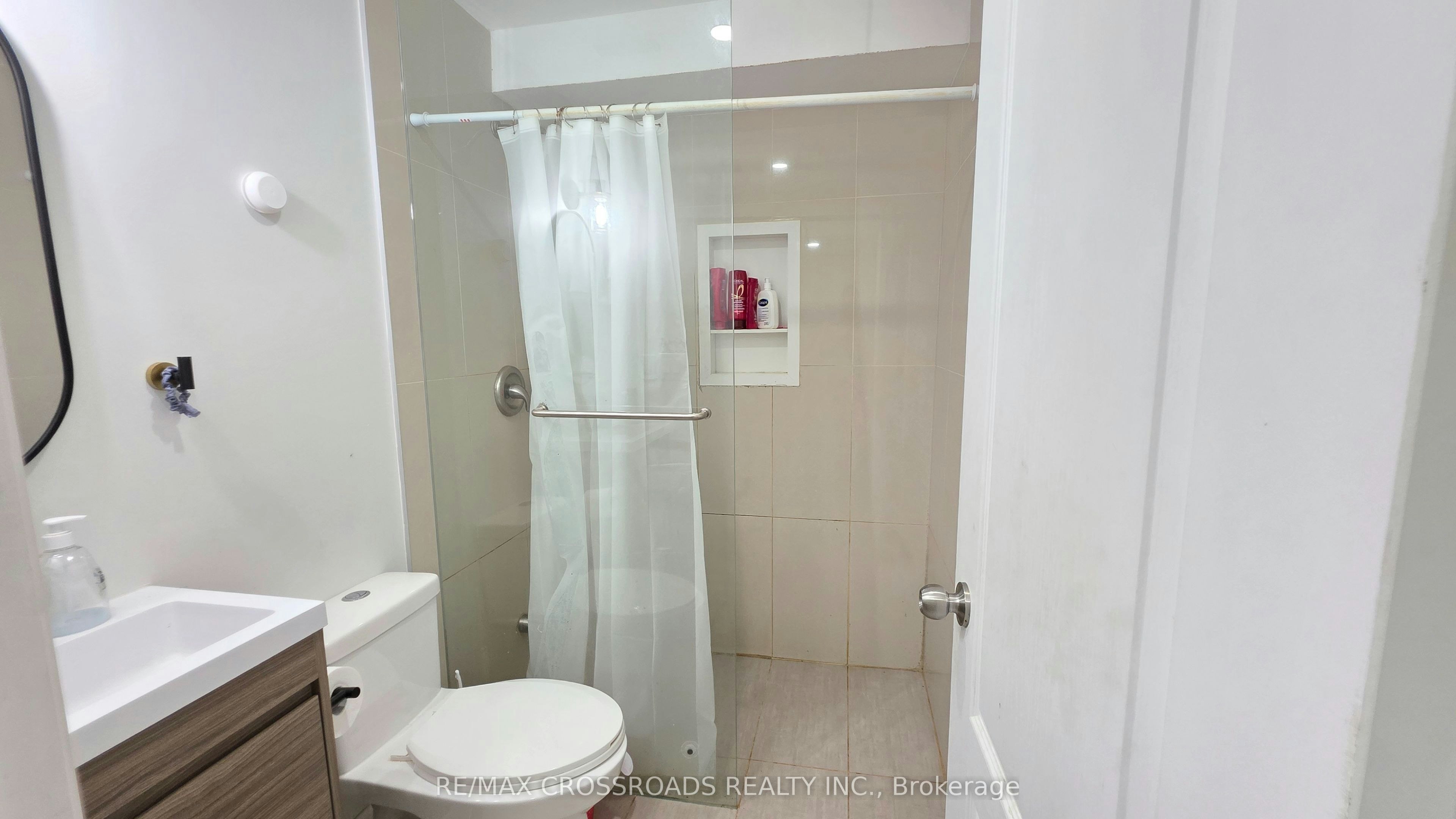 BSMT-23 Wharnsby Drive, Toronto, ON, M1X 1Y9 - 34