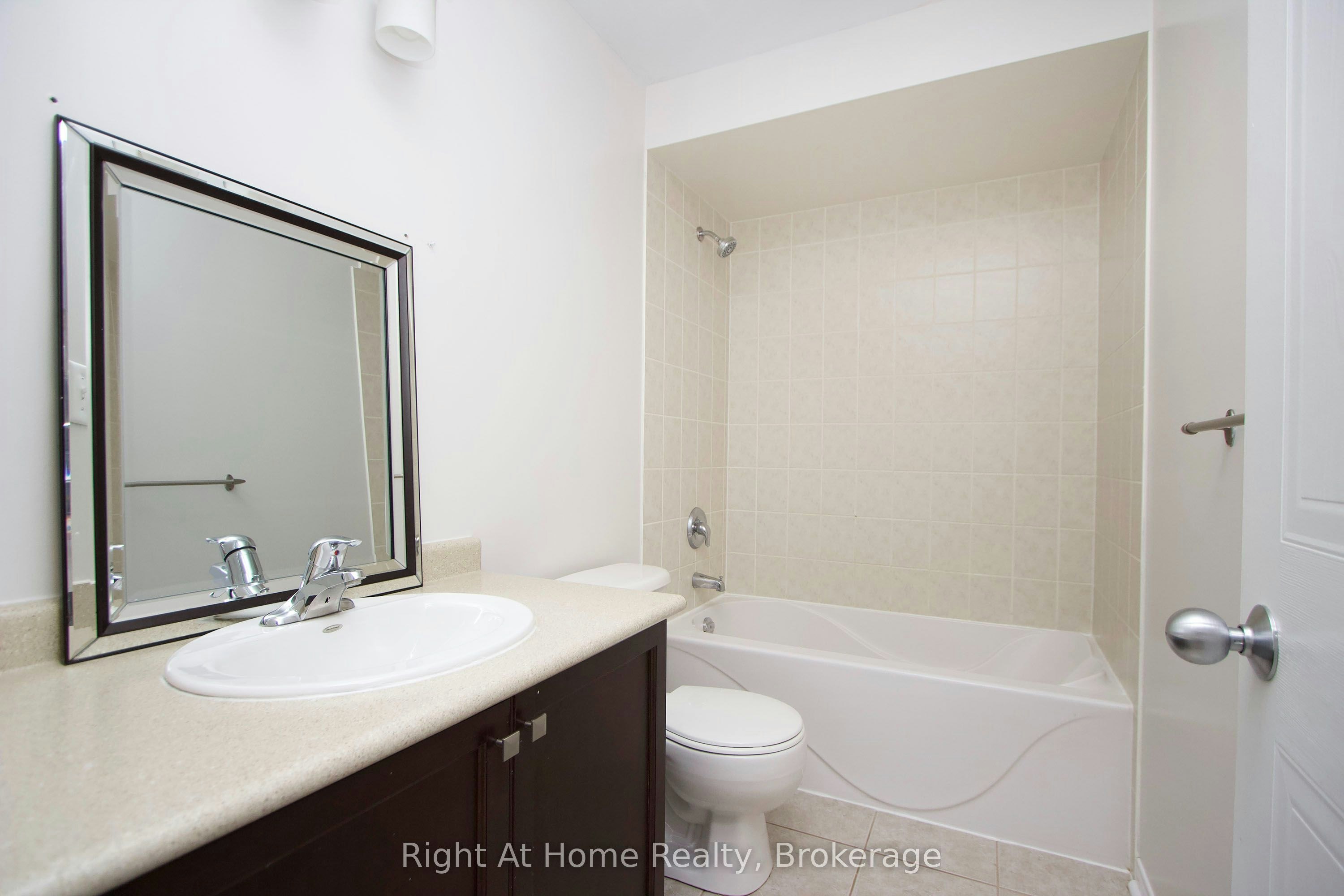 1263 Gyatt Crescent, Oshawa, ON, L1K 0M2 - 28