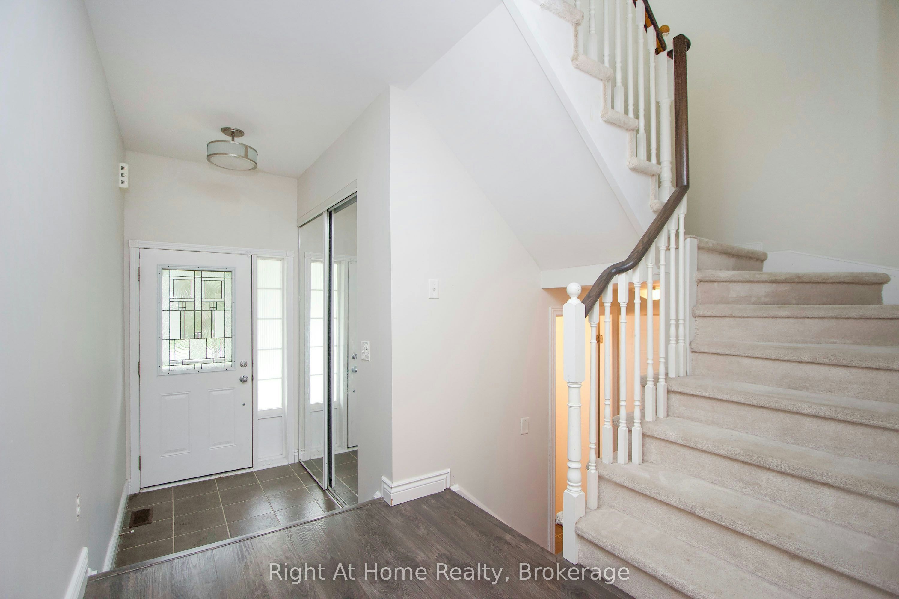 1263 Gyatt Crescent, Oshawa, ON, L1K 0M2 - 4