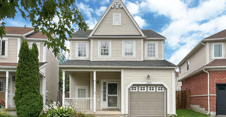 1263 Gyatt Crescent, Oshawa, ON, L1K 0M2 - 2