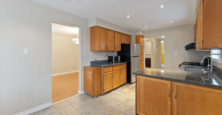 28 Ecclesfield Drive, Toronto, ON, M1W 3J6 - 22