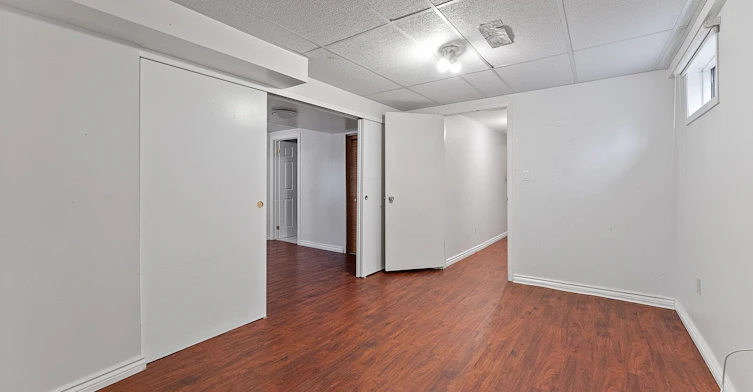 28 Ecclesfield Drive, Toronto, ON, M1W 3J6 - 39
