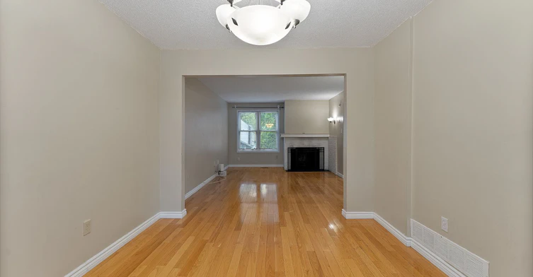 28 Ecclesfield Drive, Toronto, ON, M1W 3J6 - 14