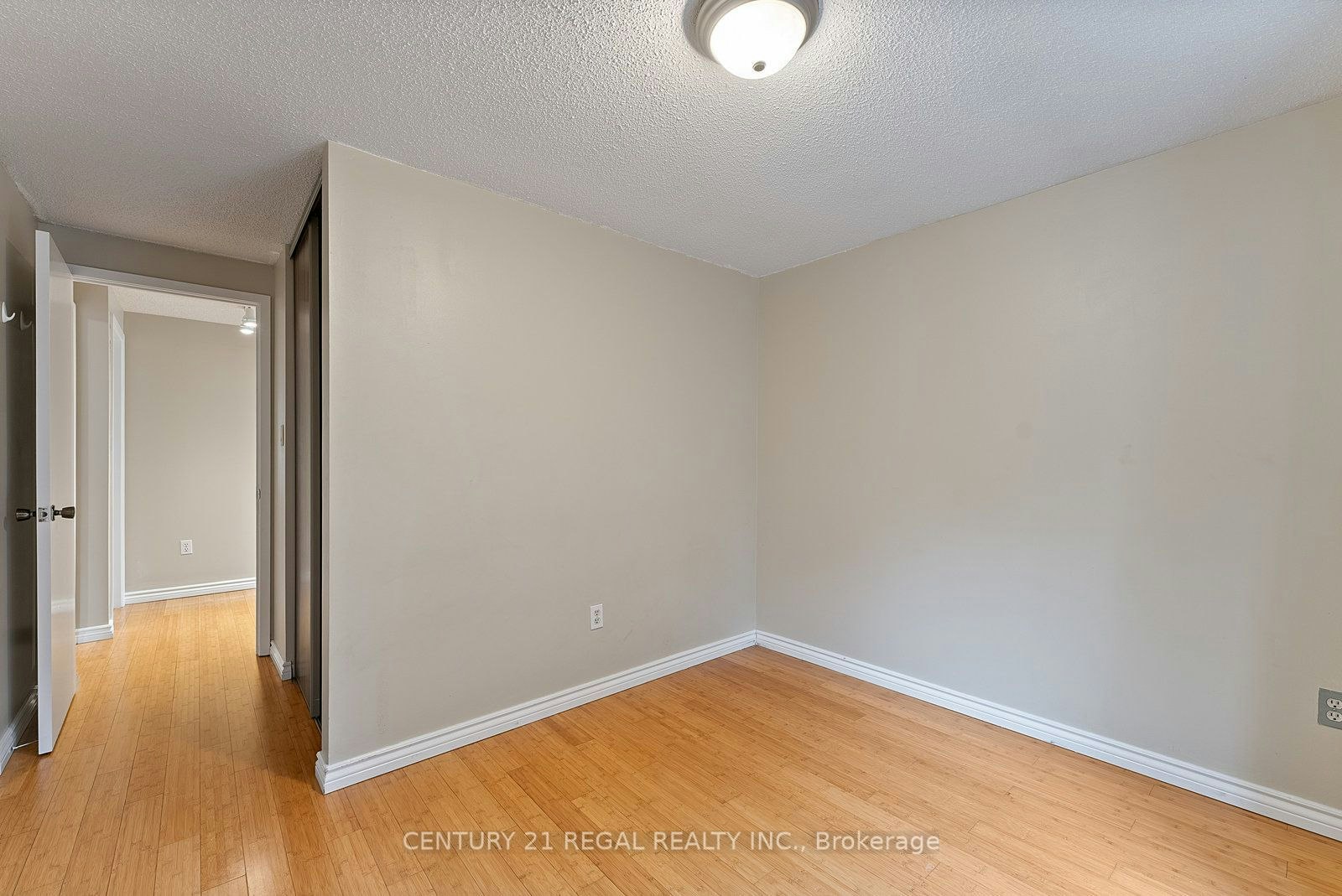 28 Ecclesfield Drive, Toronto, ON, M1W 3J6 - 35