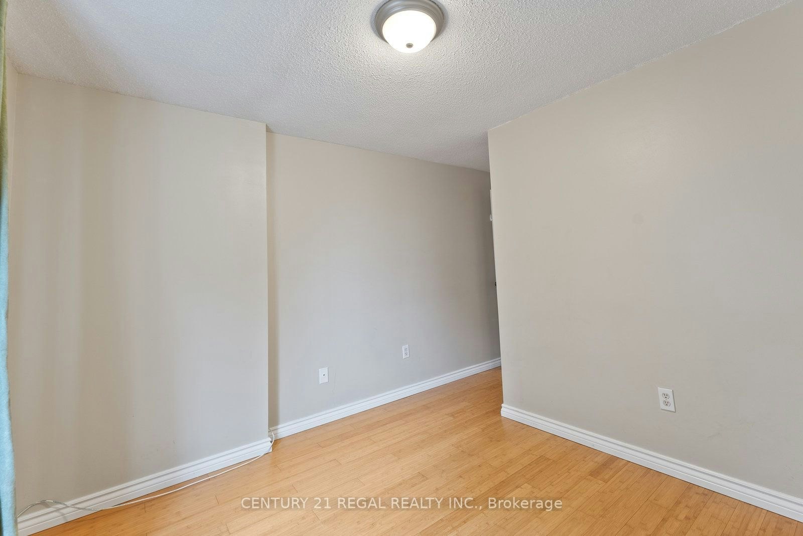 28 Ecclesfield Drive, Toronto, ON, M1W 3J6 - 34