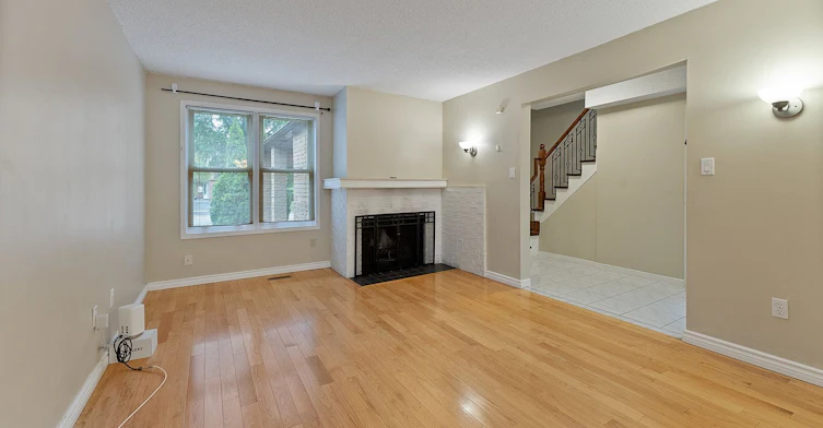 28 Ecclesfield Drive, Toronto, ON, M1W 3J6 - 9