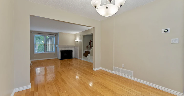 28 Ecclesfield Drive, Toronto, ON, M1W 3J6 - 13