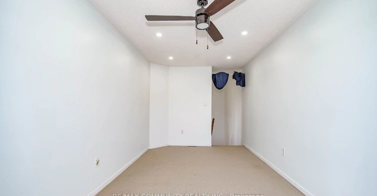 2 Oglevie Drive, Whitby, ON, L1R 2Y4 - 19
