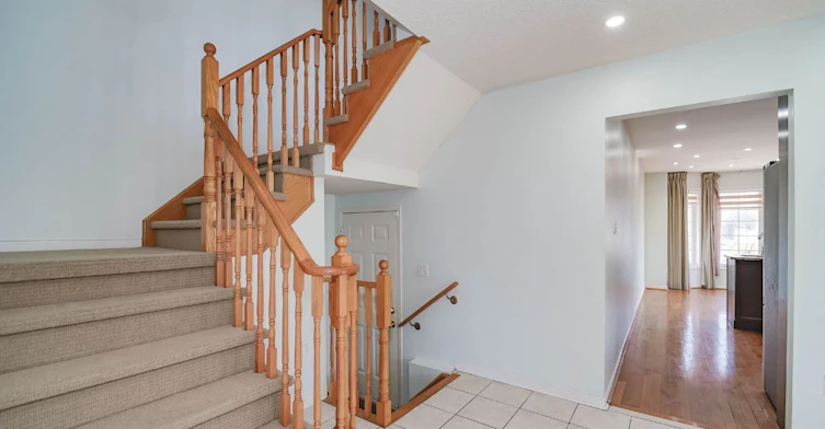 2 Oglevie Drive, Whitby, ON, L1R 2Y4 - 14