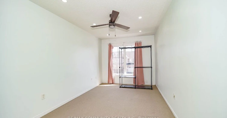 2 Oglevie Drive, Whitby, ON, L1R 2Y4 - 18
