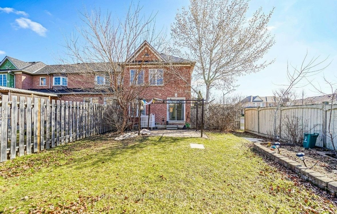 2 Oglevie Drive, Whitby, ON, L1R 2Y4 - 28