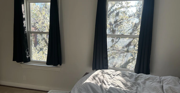 upper-18 Pape Avenue, Toronto, ON, M4M 2V6 - 16
