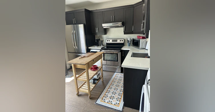 upper-18 Pape Avenue, Toronto, ON, M4M 2V6 - 9