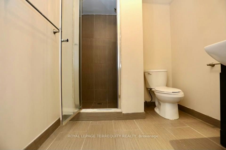 8834 Sheppard Avenue E, Toronto, ON, M1B 6J4 - 6