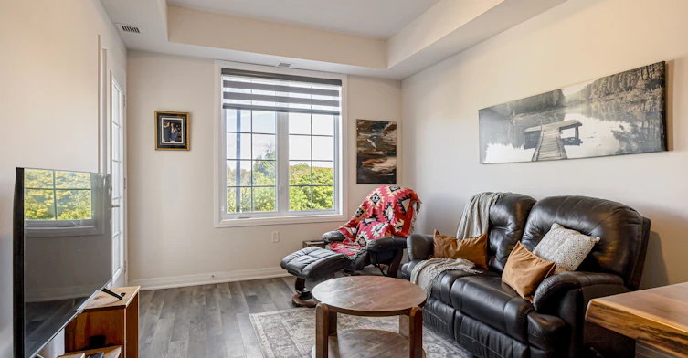 202-65 Shipway Avenue, Clarington, ON, L1B 0W2 - 20