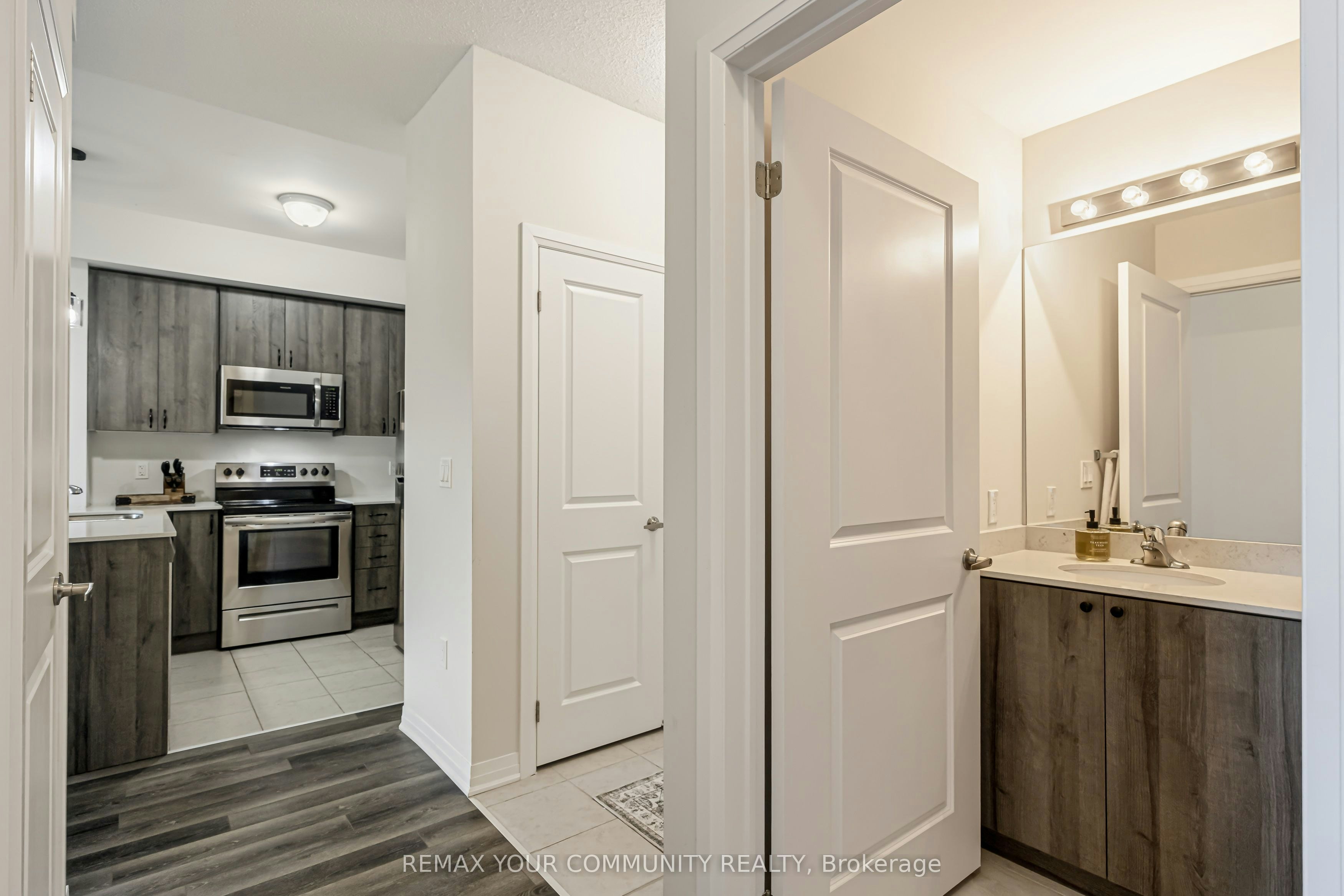 202-65 Shipway Avenue, Clarington, ON, L1B 0W2 - 7