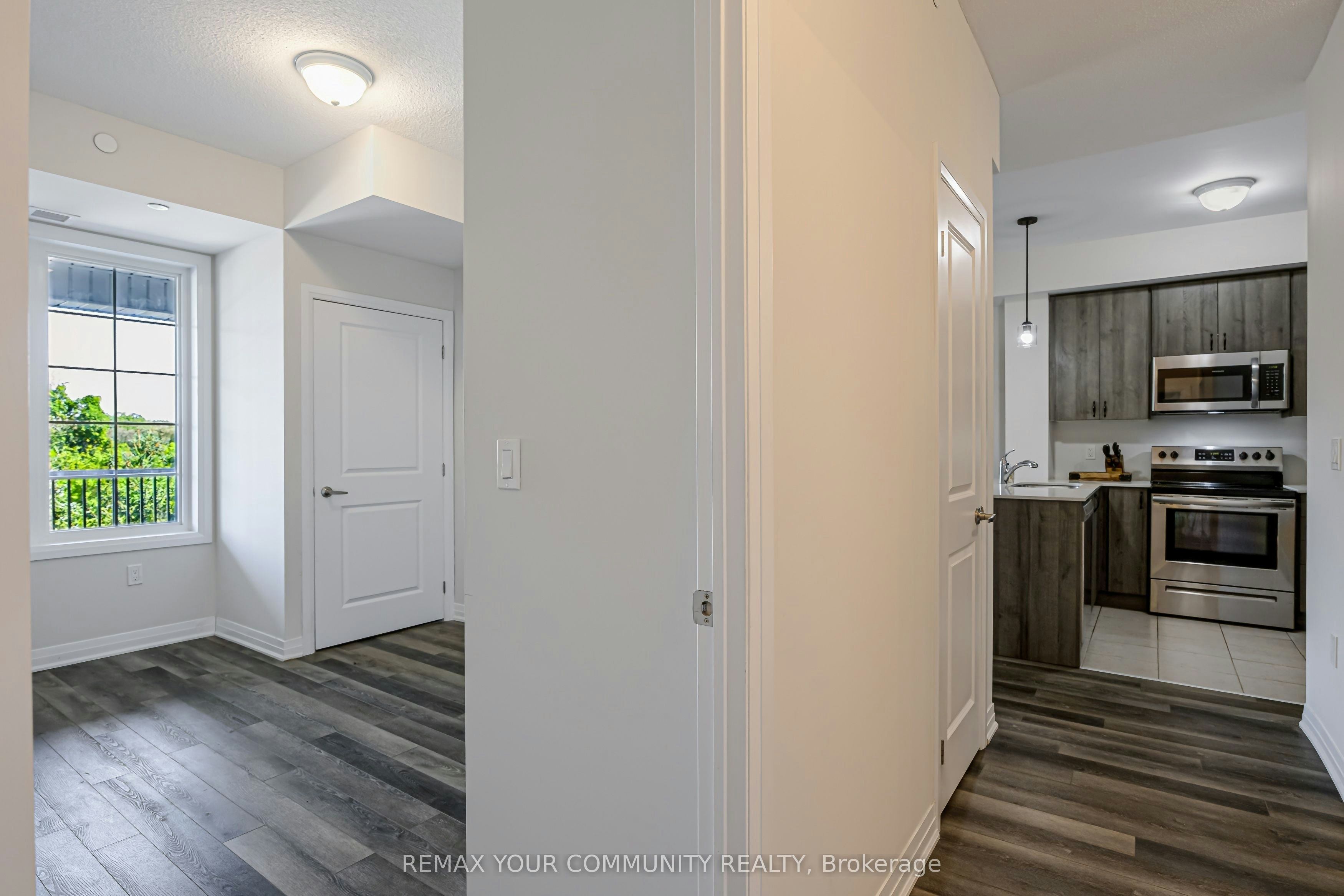 202-65 Shipway Avenue, Clarington, ON, L1B 0W2 - 6