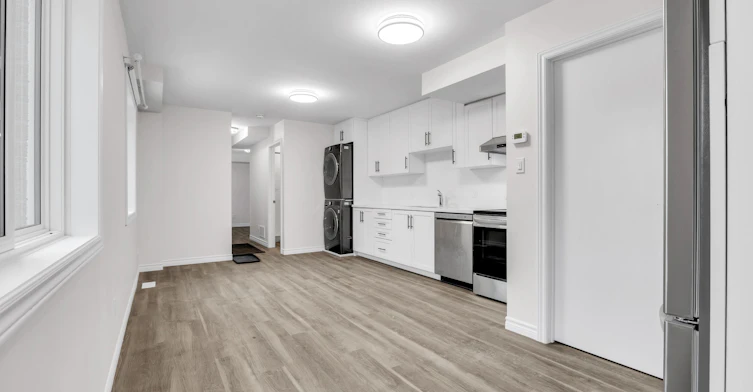 B-23 Kirkham Drive, Ajax, ON, L1S 5K6 - 5