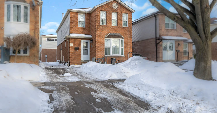 B-23 Kirkham Drive, Ajax, ON, L1S 5K6