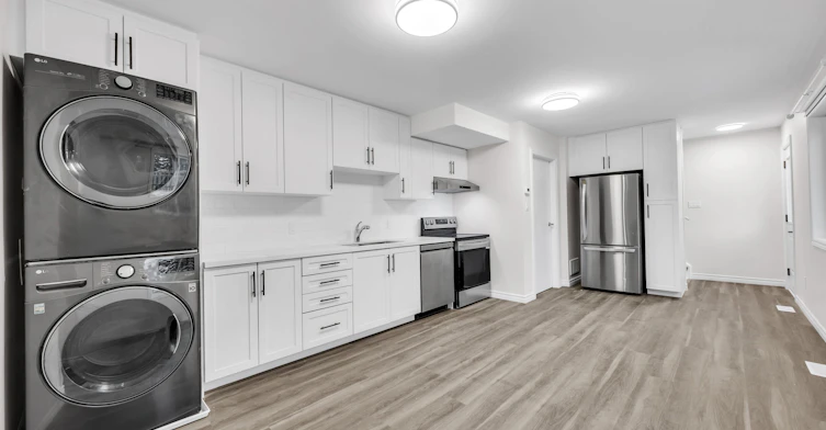B-23 Kirkham Drive, Ajax, ON, L1S 5K6 - 7