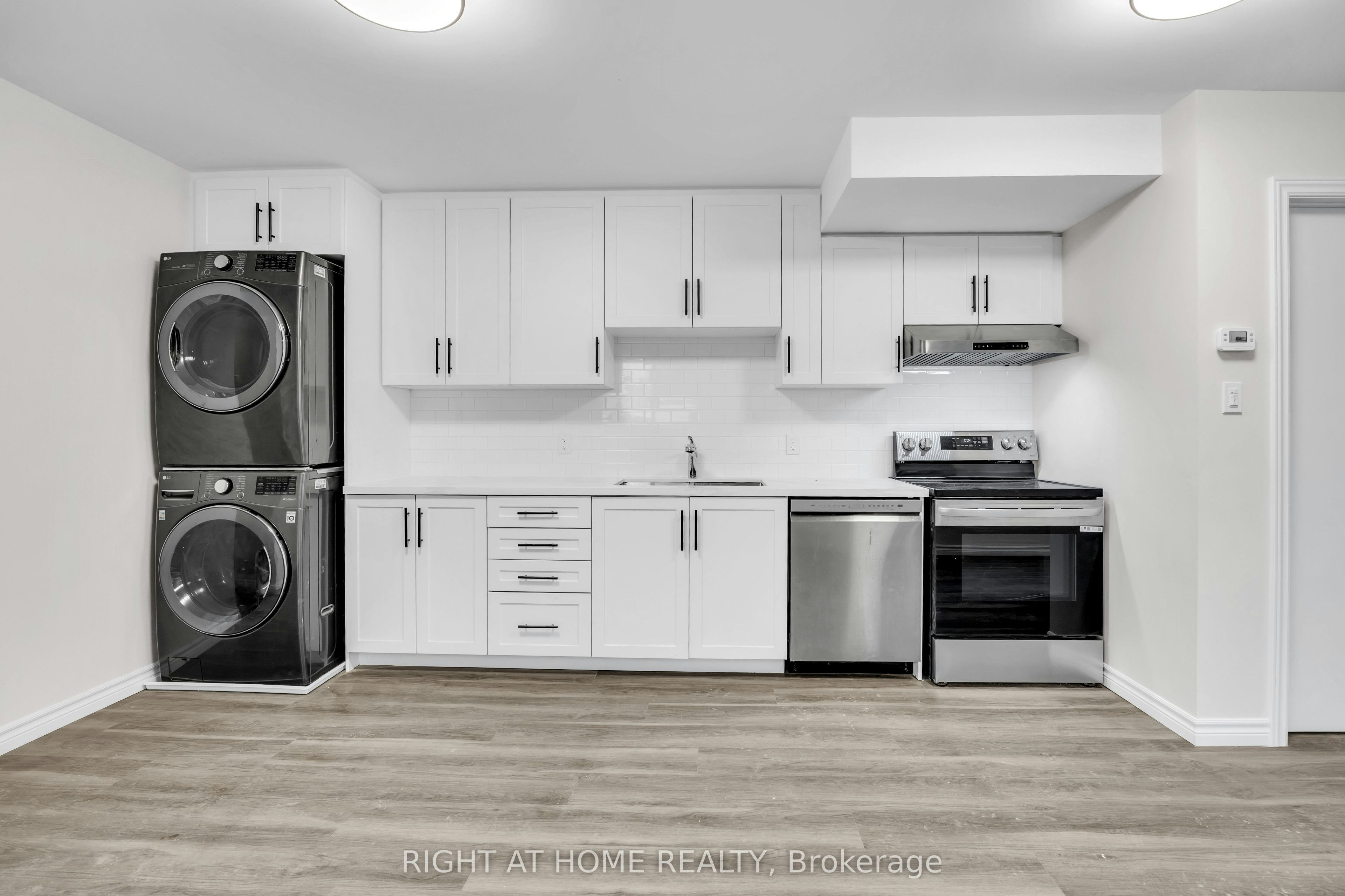 B-23 Kirkham Drive, Ajax, ON, L1S 5K6 - 9