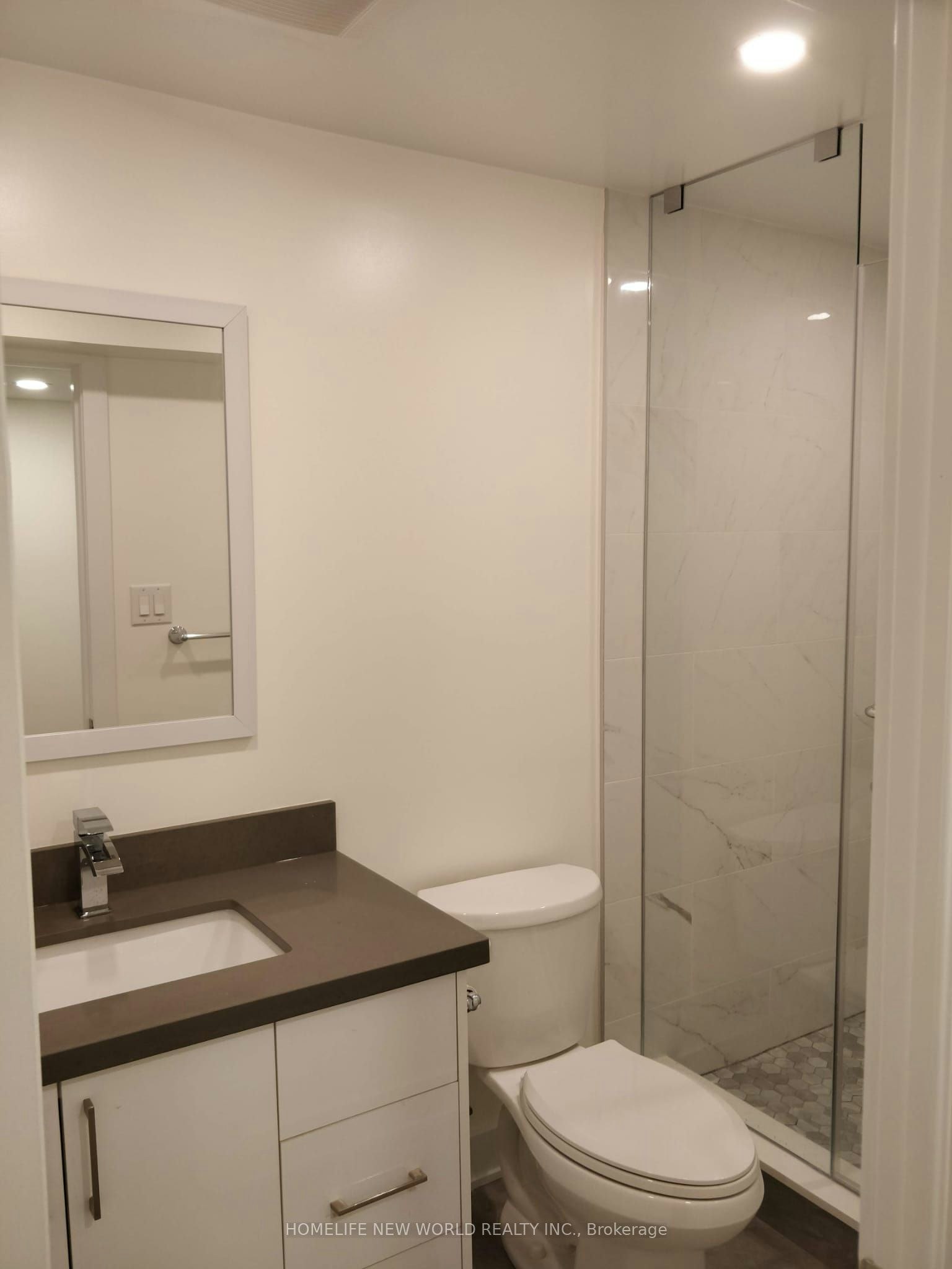Lower-1185 Woodbine Avenue, Toronto, ON, M4C 4E1 - 4