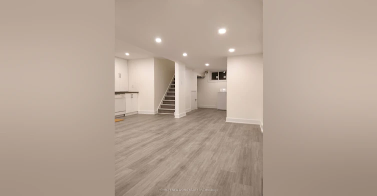 Lower-1185 Woodbine Avenue, Toronto, ON, M4C 4E1 - 3