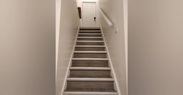 Lower-1185 Woodbine Avenue, Toronto, ON, M4C 4E1 - 8