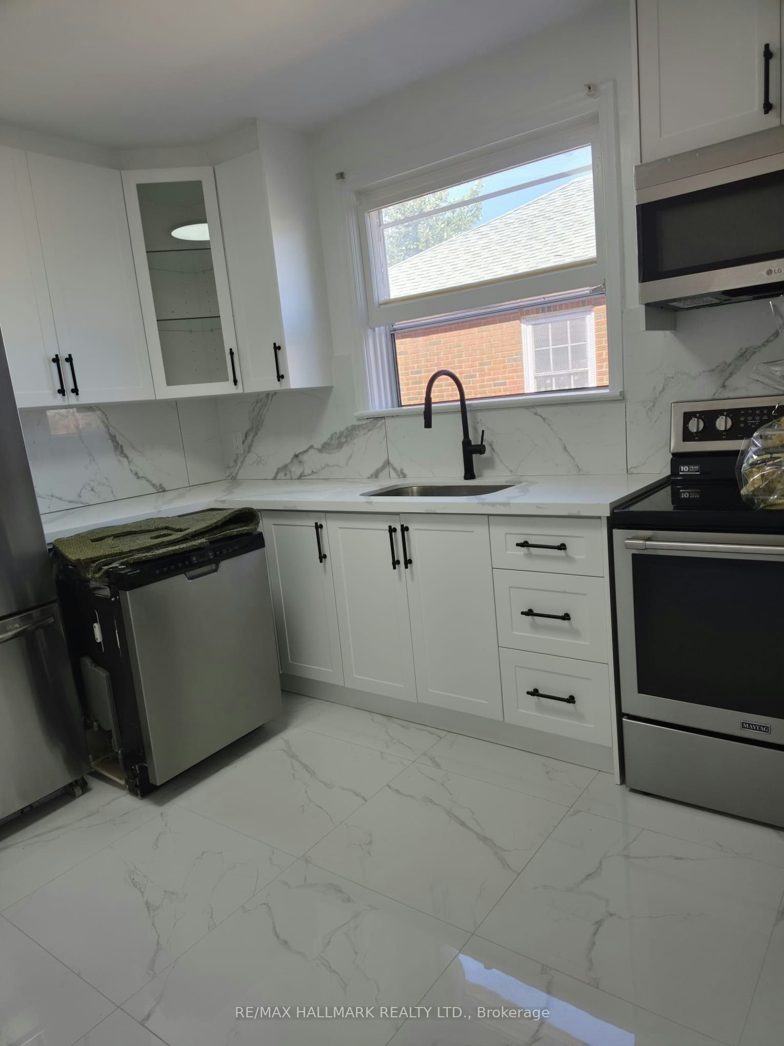 980 Glen Street, Oshawa, ON, L1J 3V1 - 6