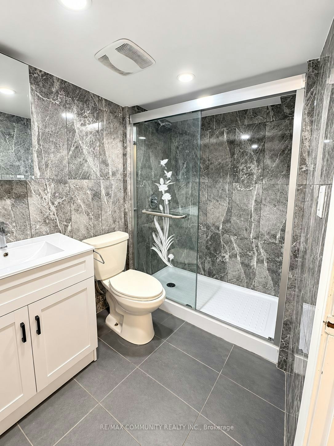 75 Kootenay Crescent, Toronto, ON, M1J 1S1 - 10