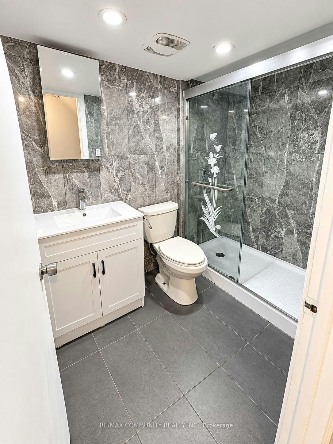 75 Kootenay Crescent, Toronto, ON, M1J 1S1 - 9