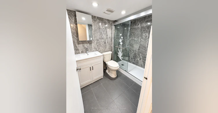 75 Kootenay Crescent, Toronto, ON, M1J 1S1 - 9