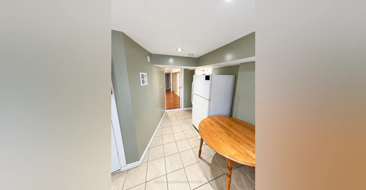 75 Kootenay Crescent, Toronto, ON, M1J 1S1 - 3