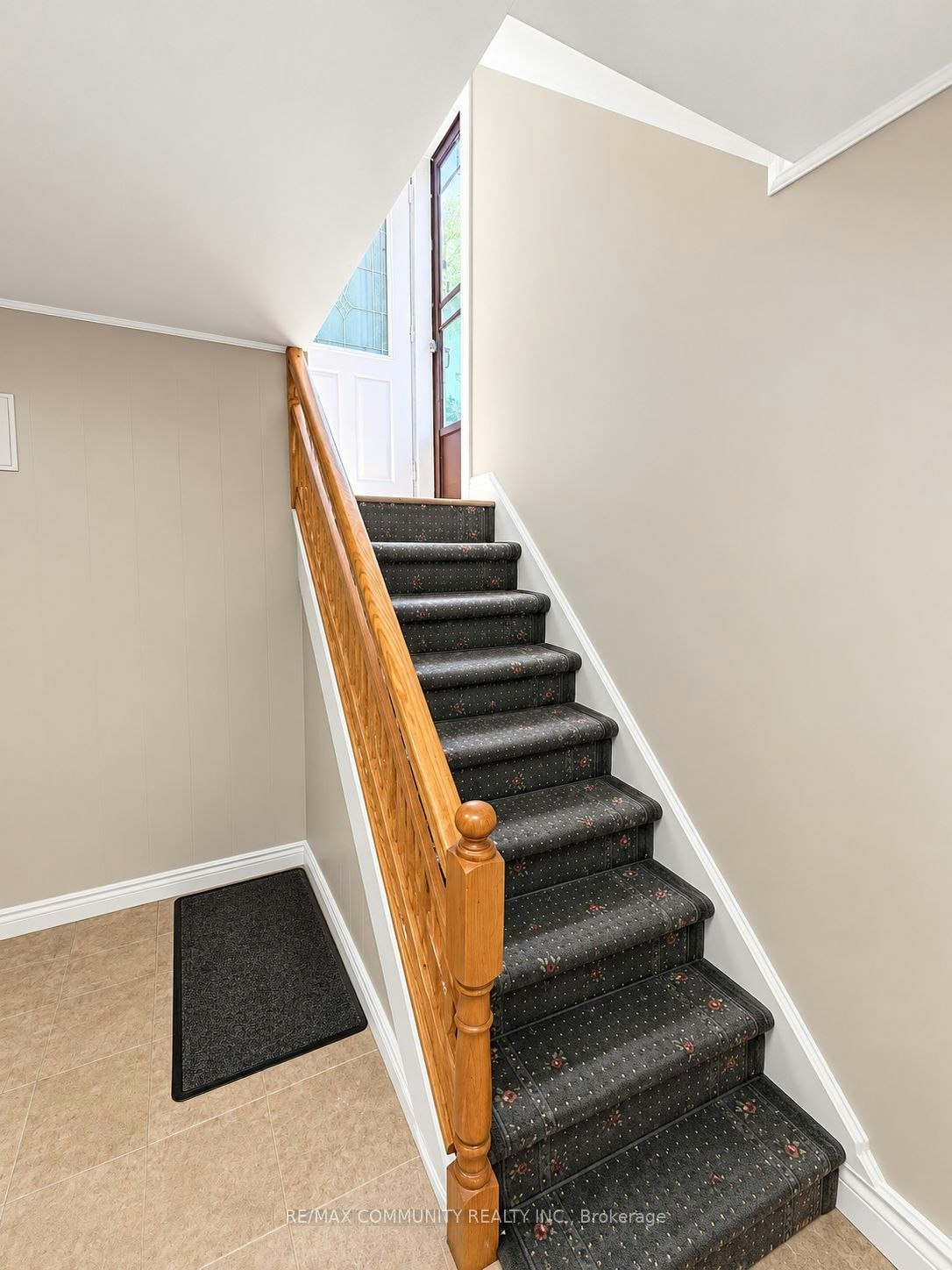 75 Kootenay Crescent, Toronto, ON, M1J 1S1 - 2