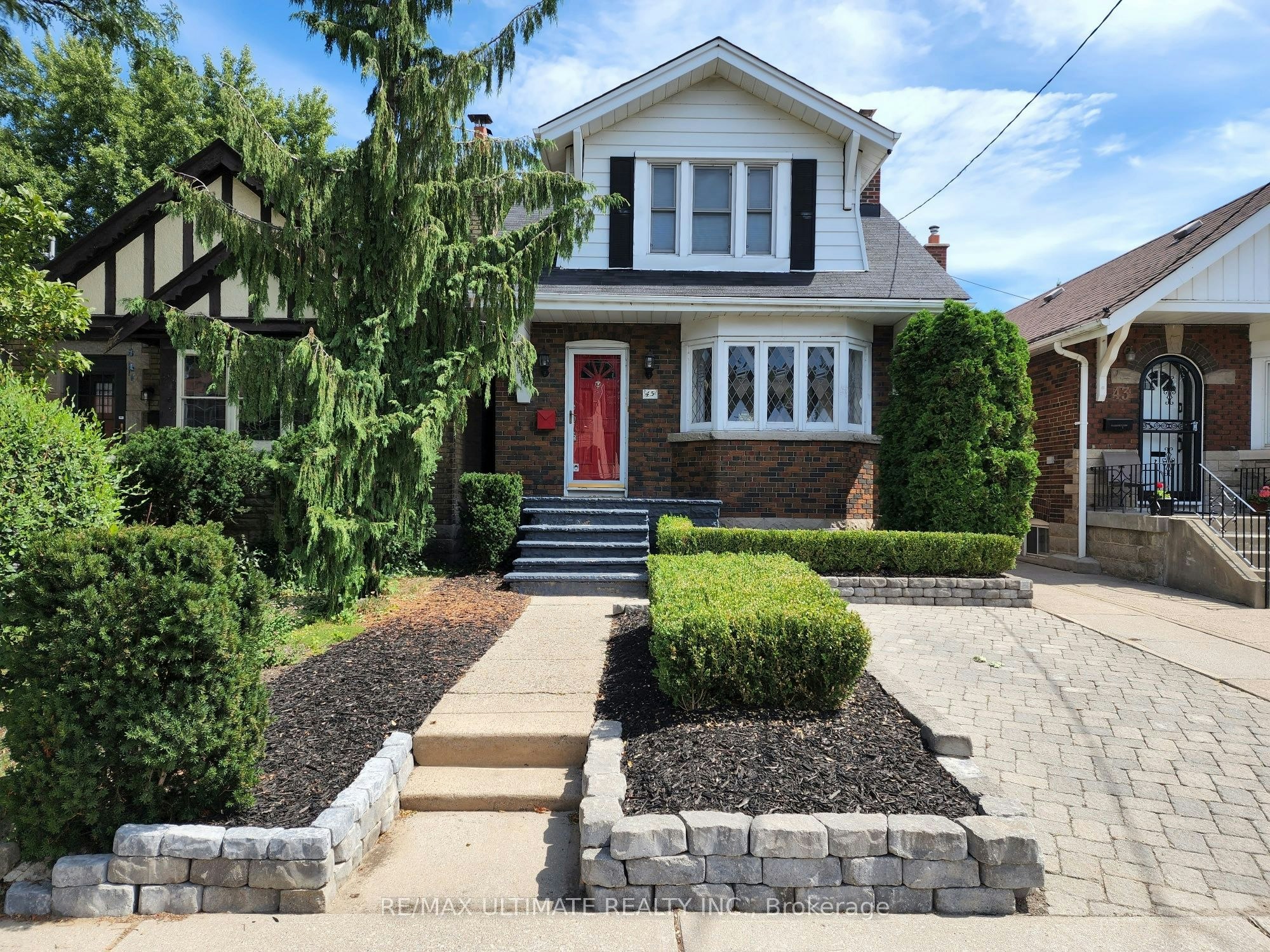 45 Warland Avenue, Toronto, ON, M4J 3G1 - 2
