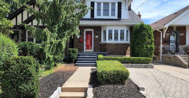 45 Warland Avenue, Toronto, ON, M4J 3G1 - 2